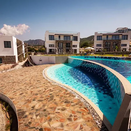 Joya Cyprus Spring Garden Casa de Férias