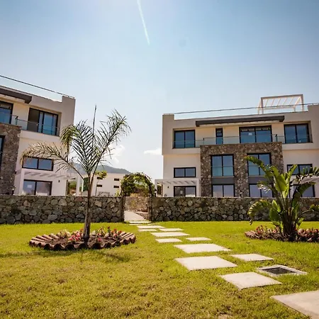 Joya Cyprus Spring Garden Casa de Férias *